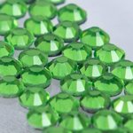Hot-Fix kristallikivet 144kpl Ruohonvihreä