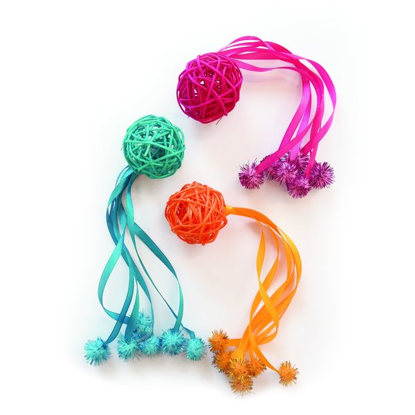 M-PETS ROCKETBALLS kissanlelu (sisällä tiuku)